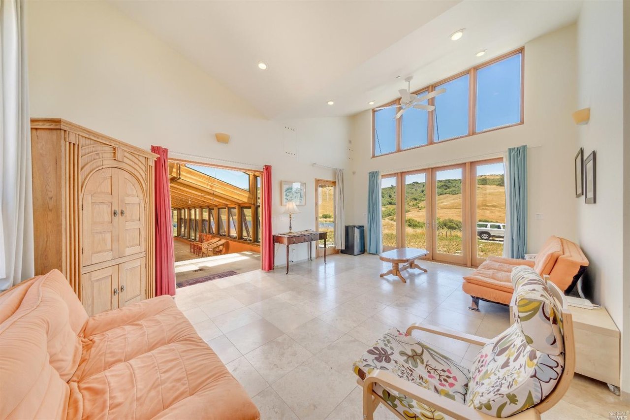 1100 Vly Frd Freestone Rd