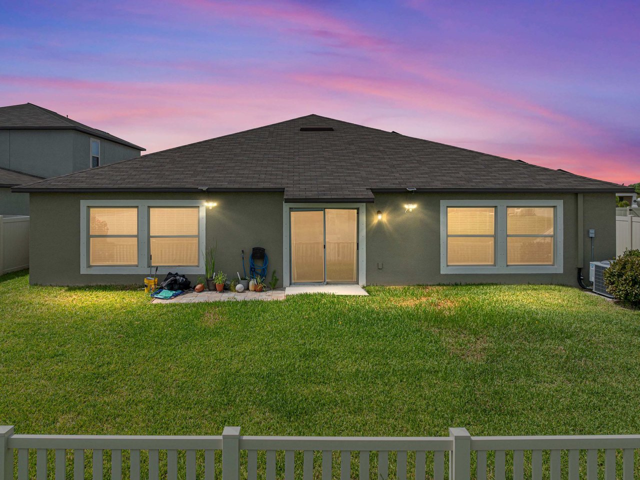 5474 LESLIE CANYON DR