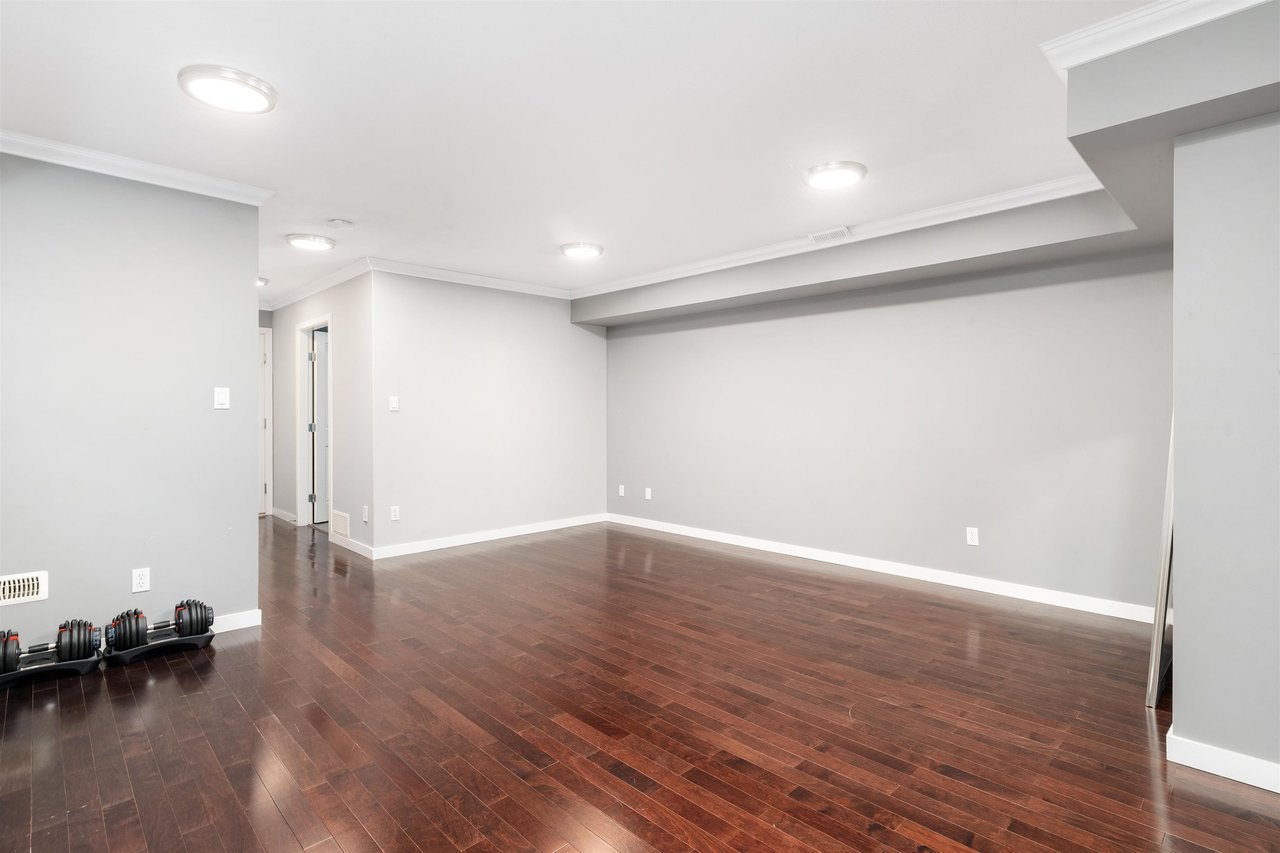 58-8701 16th Ave