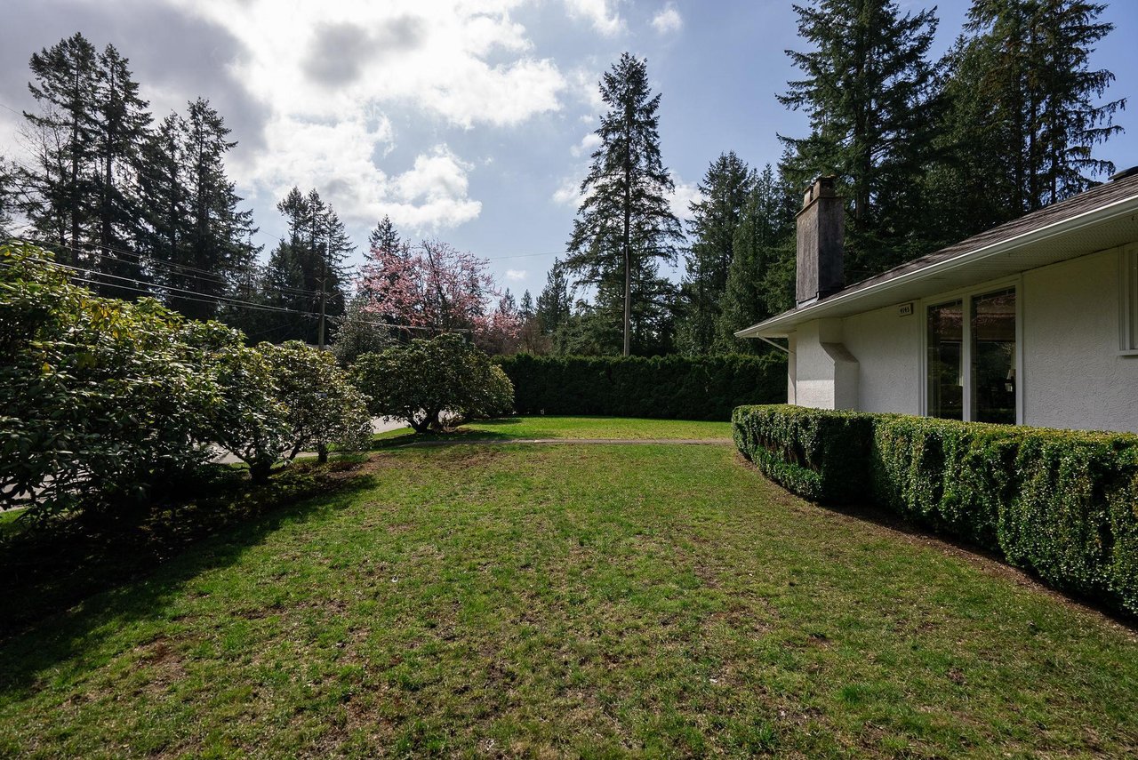 4143 Virginia Crescent, North Vancouver