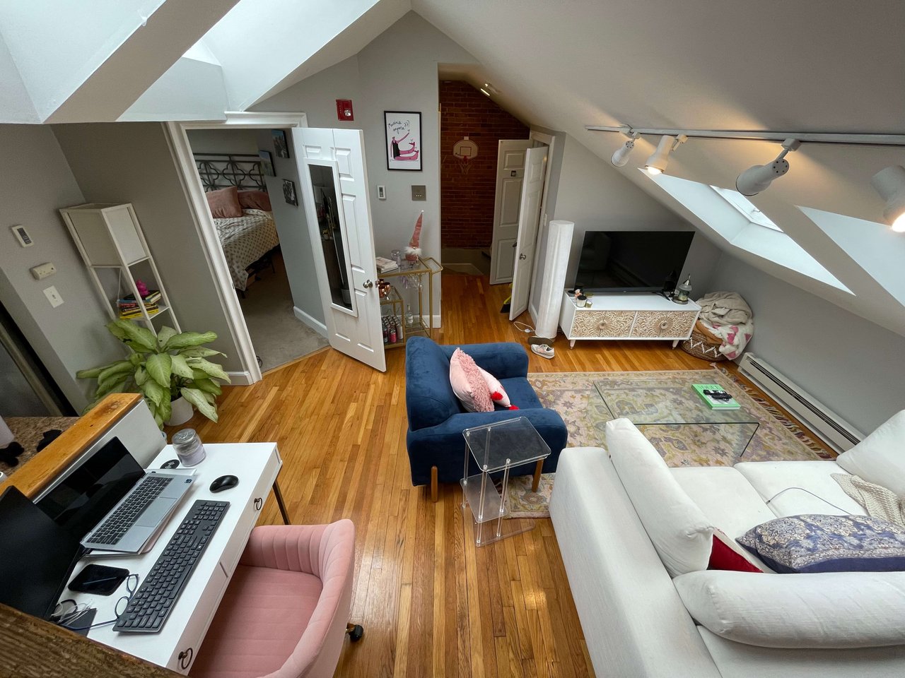 Unique Penthouse 1 bed w/ 2 Decks, exposed brick and laundry in unit! 