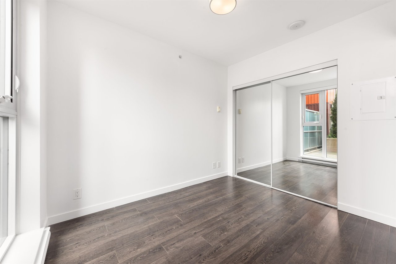 263-955 E Hastings St