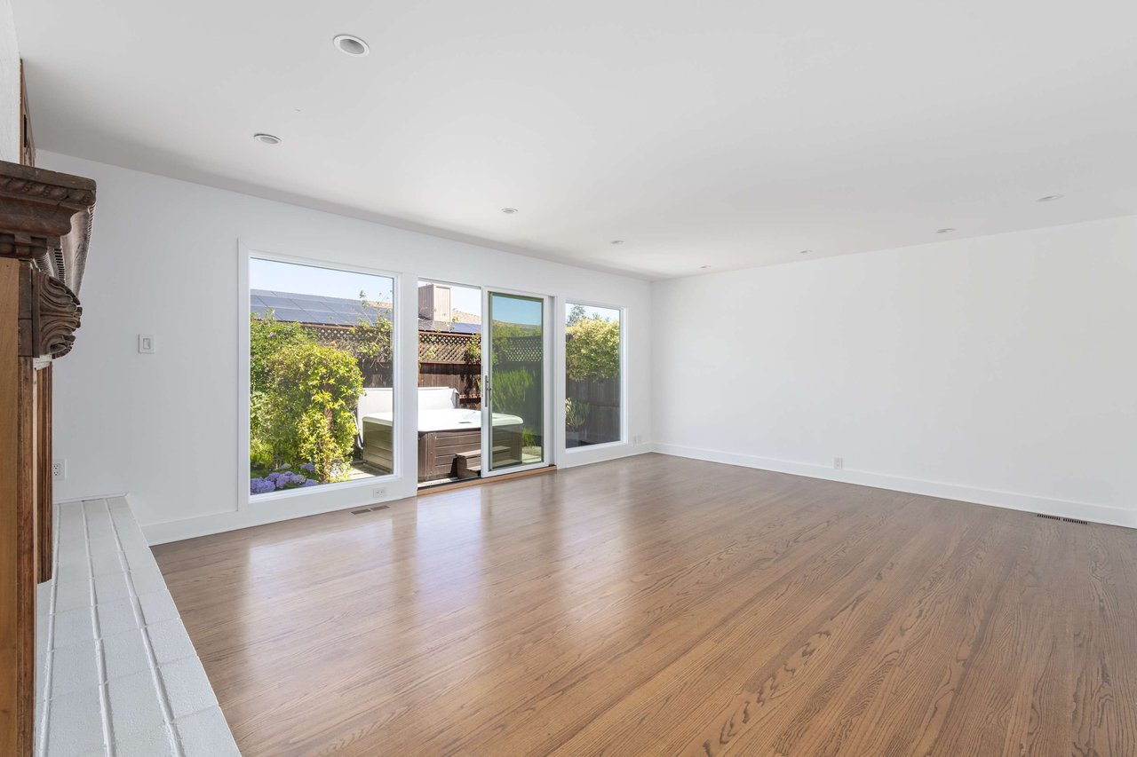 Charming Single-Level Home in Coveted Paradise Cay- Represented Owner and Tenant