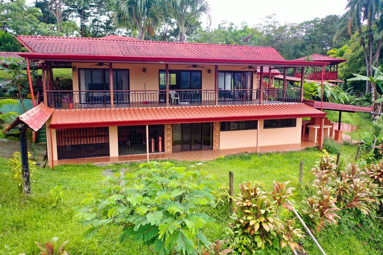 Waterfall View Residence, Perez Zeledon, San Jose