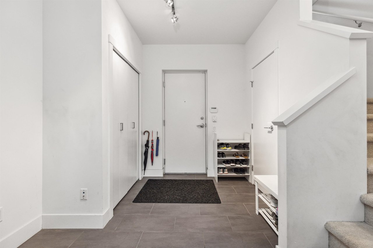 46-6868 Burlington Ave