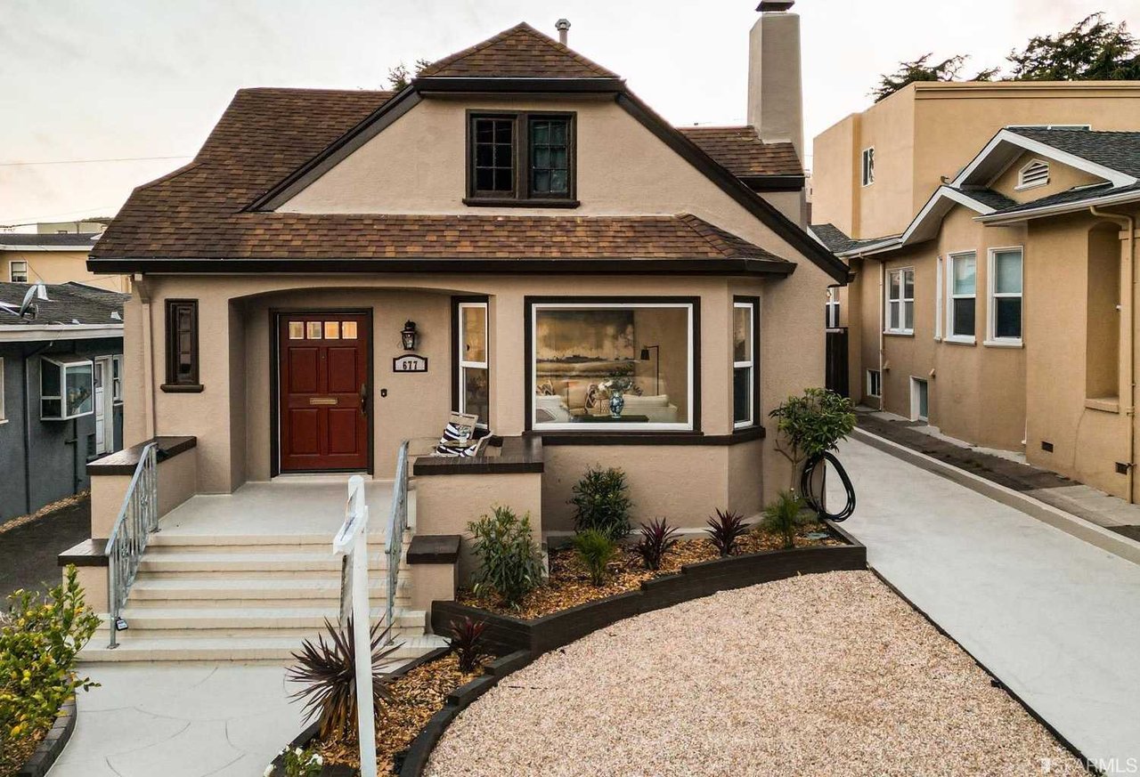 677 Miramar Ave