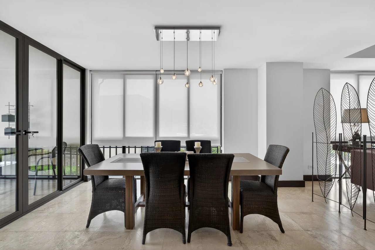 Cathedral Ceiling Luxury Penthouse, Escazu, San Jose