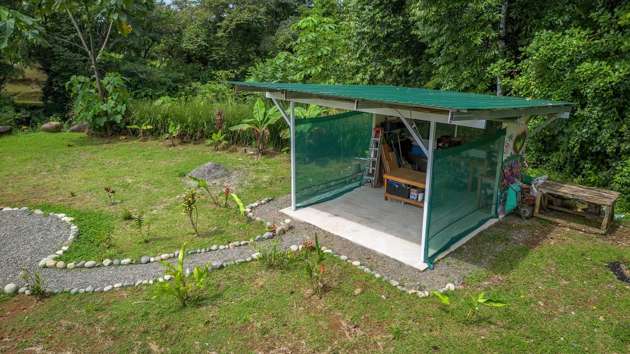 Tierra Bendita, 2.5 Acres of Usable Land with Exisiting Home and River Access!