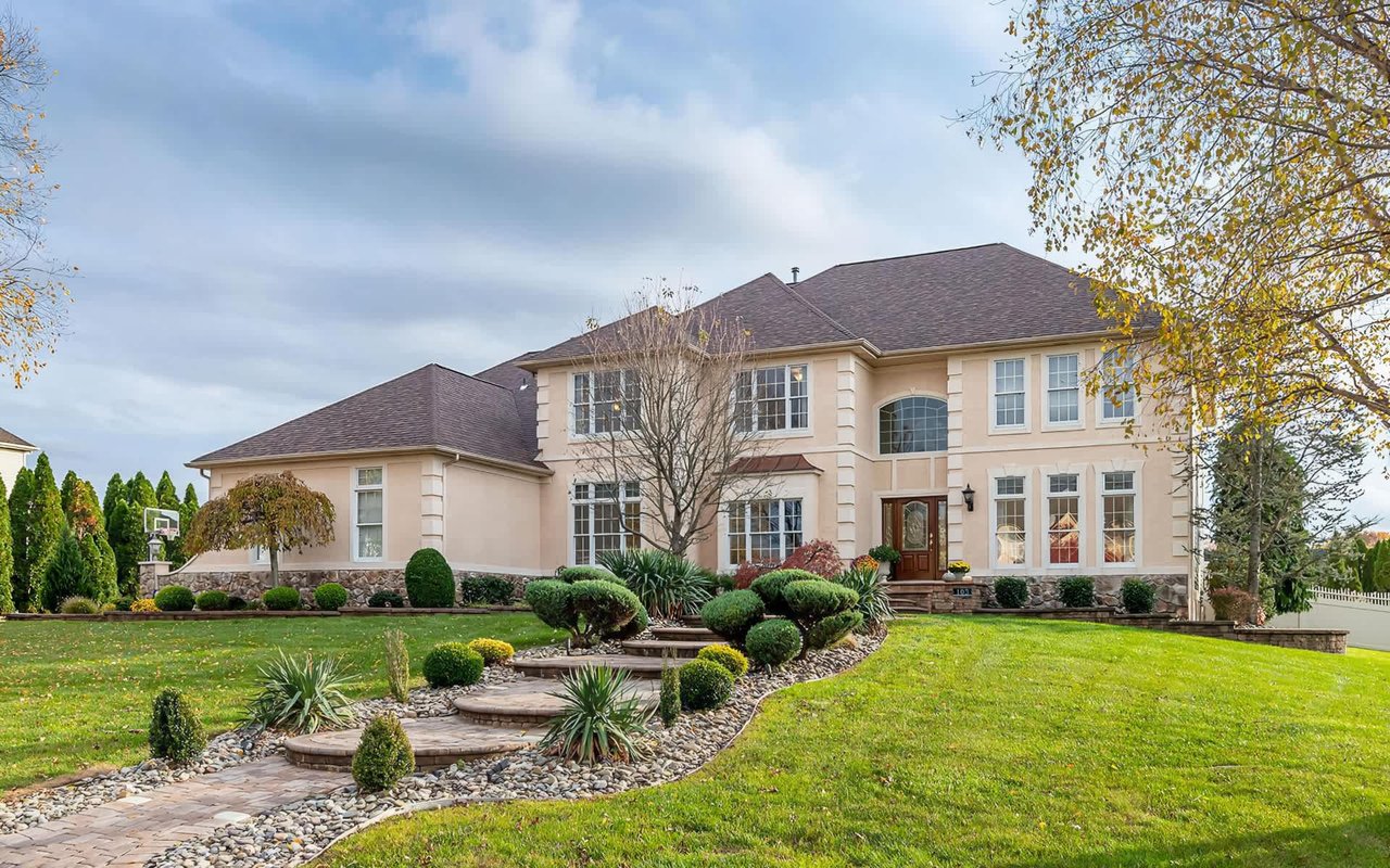 Finding the Right Neighborhood in Mullica Hill