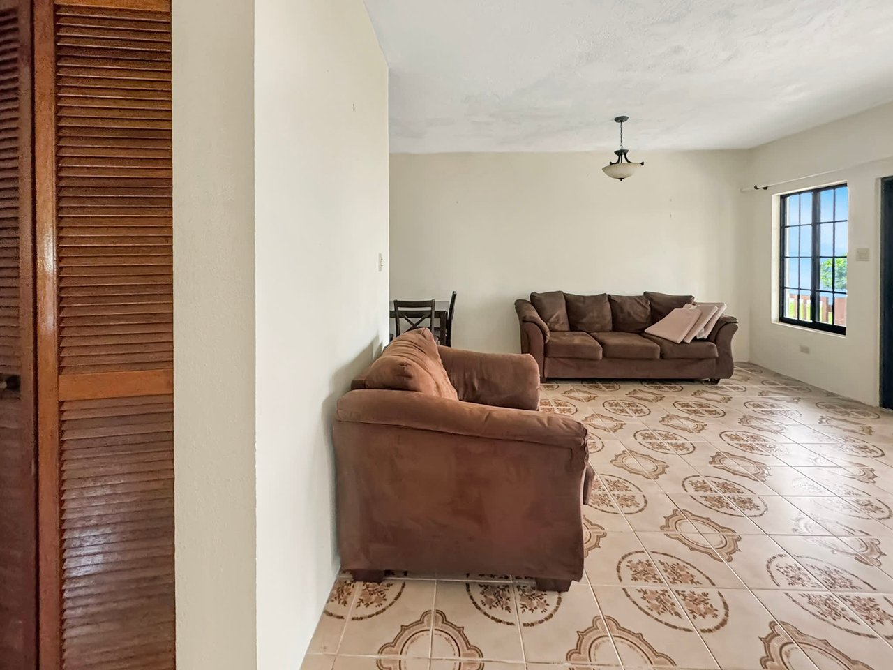 384 Fahie Hill 2 Bedroom Apartment