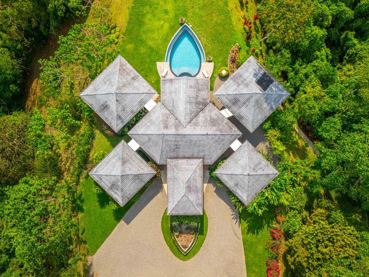 Panoramic View Luxury Pod Estate, Ojochal, Puntarenas