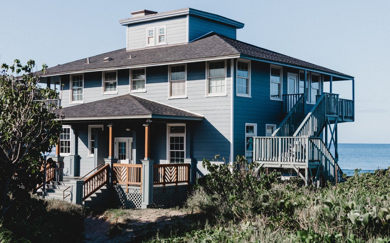 2 Hoaka Place: Residential Charmer in West Maui Gated Neighborhood