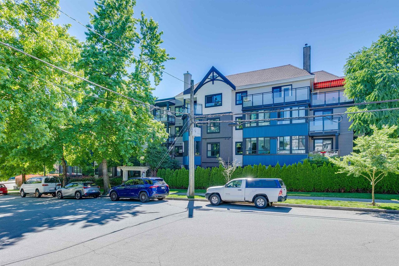 PH1-2405 Kamloops Street, Vancouver