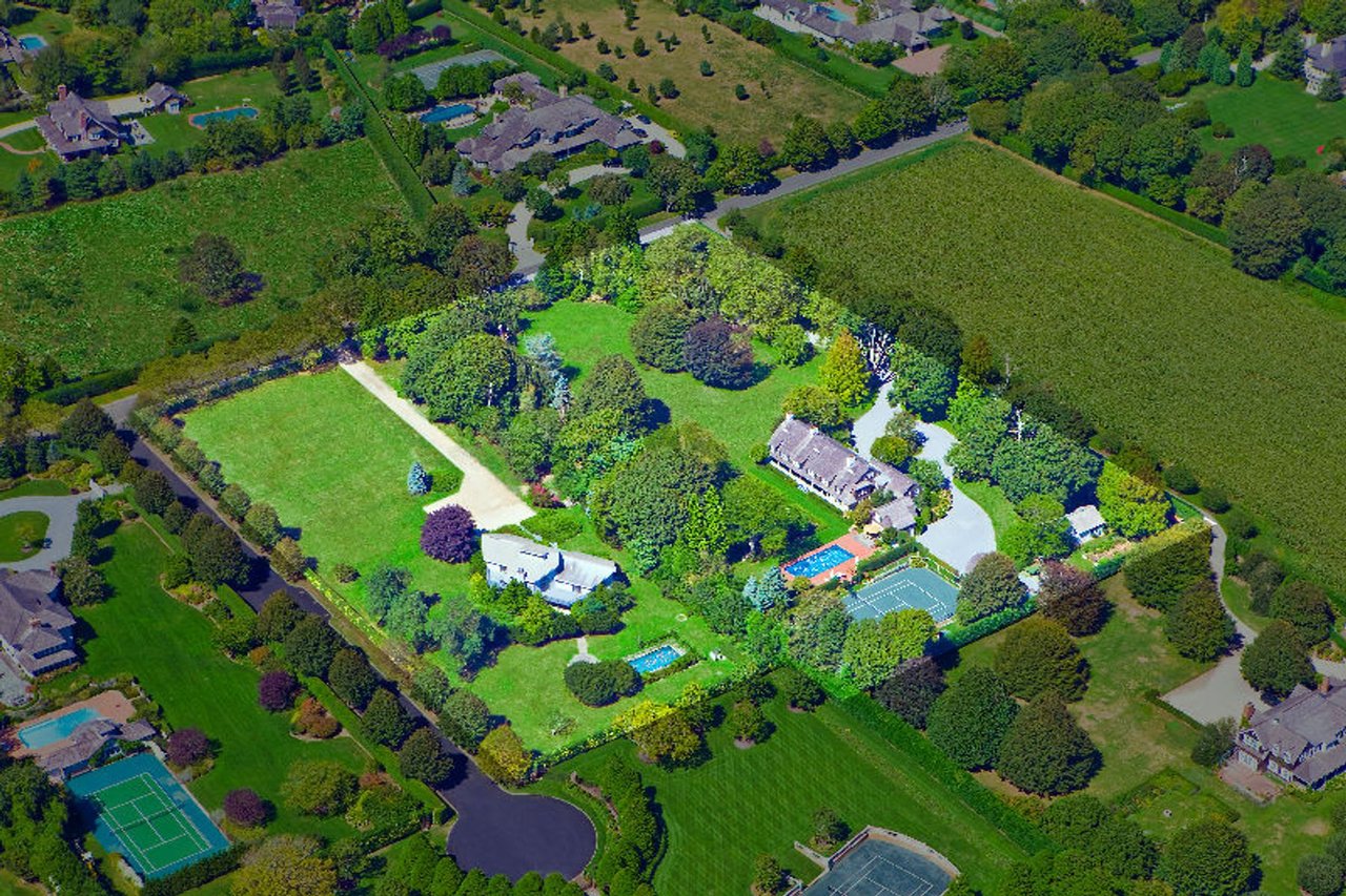 Southampton Estate Section on Two Acres