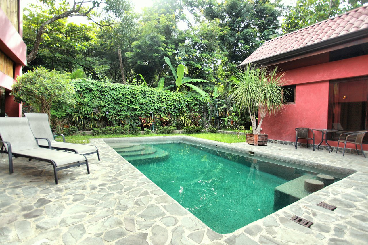 Pool Home Near Surf Break, Santa Teresa, Puntarenas