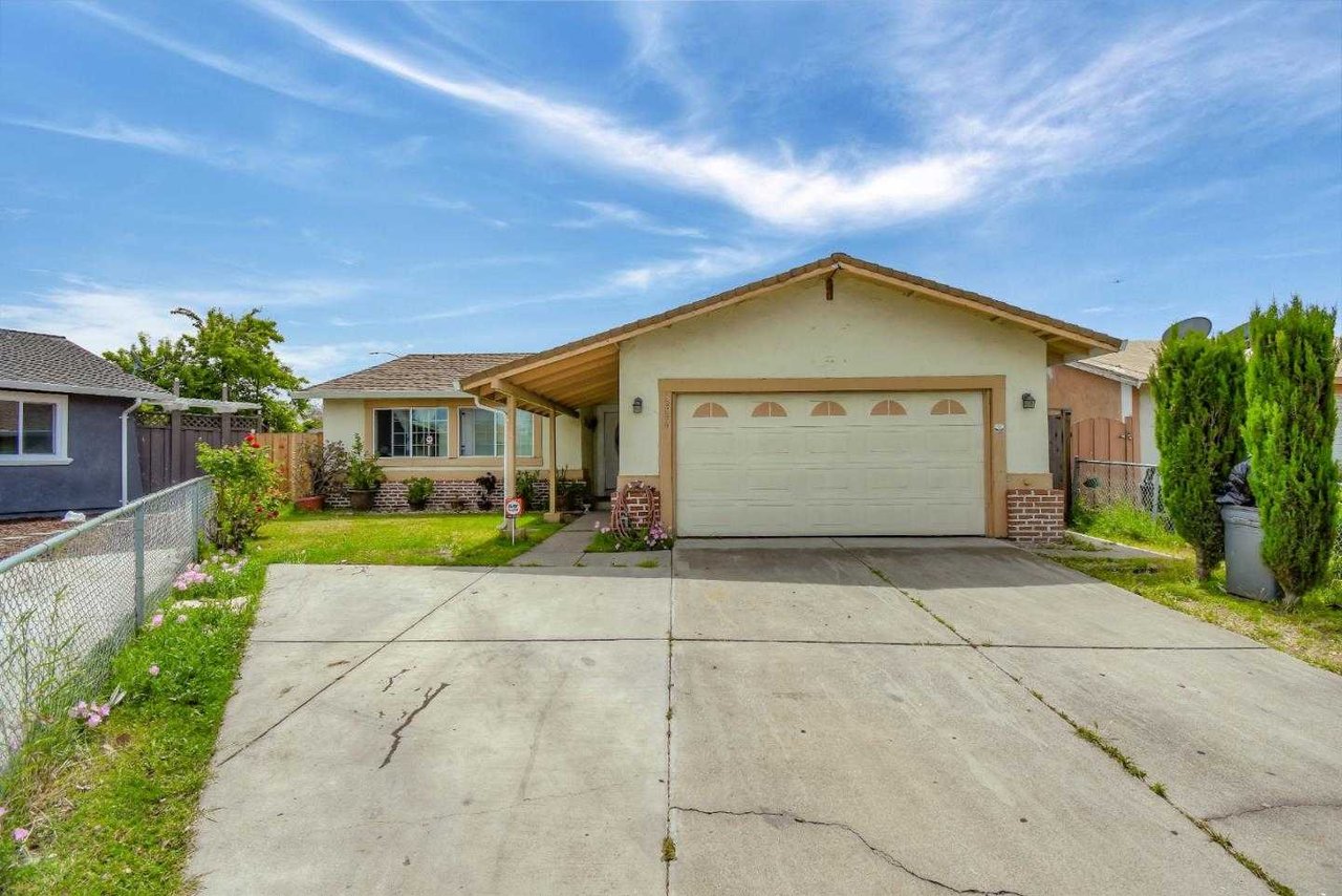 2536 Brenford DR