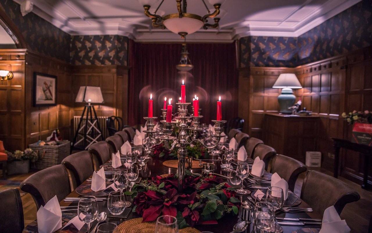 Creating a Festive Thanksgiving Tablescape