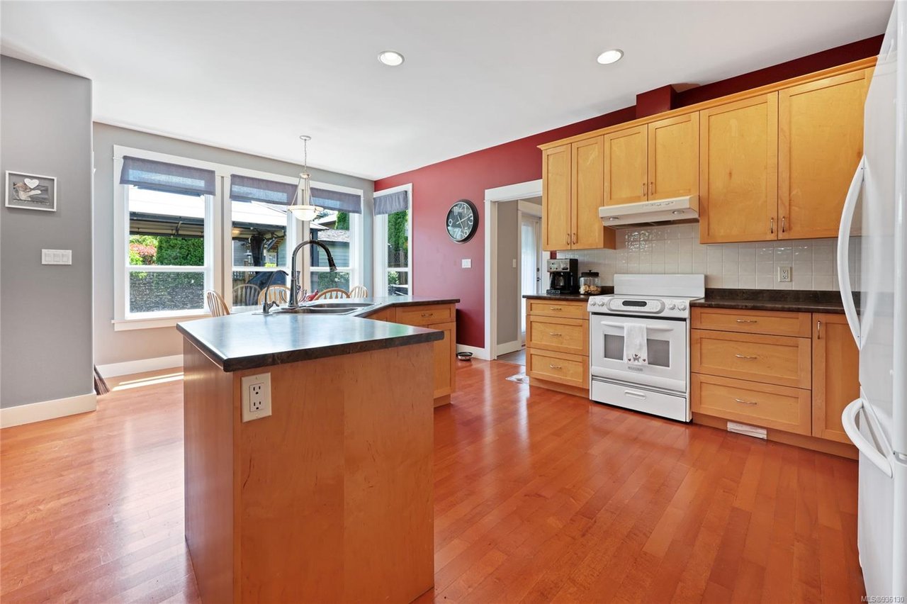 4138 Hatfield Rd