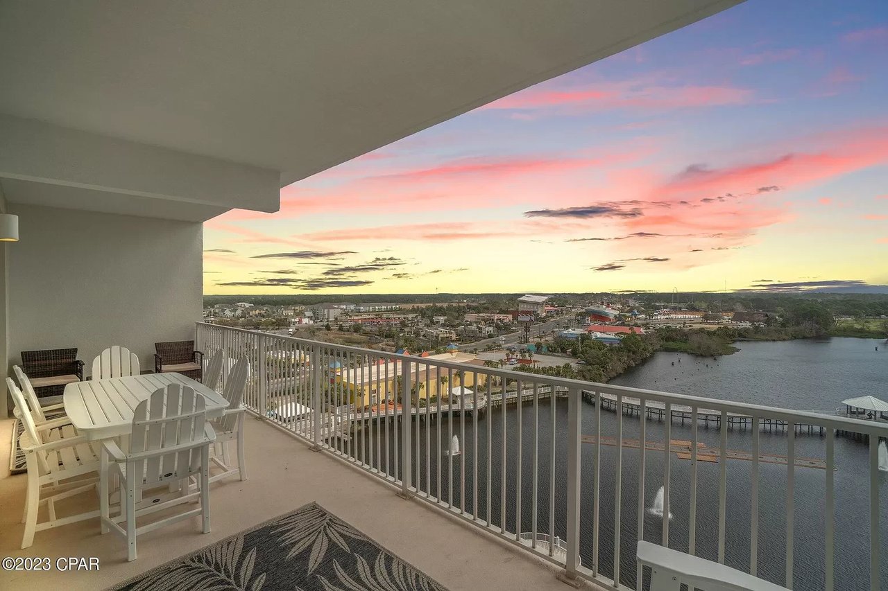 9902 S Thomas Drive Unit 1028
