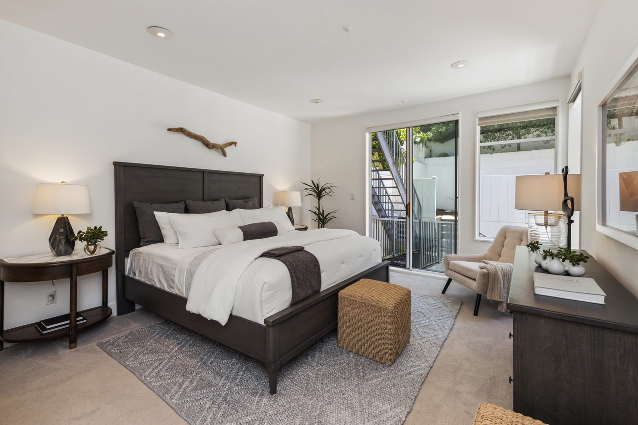 Generously Sized Condo Near Duboce Park