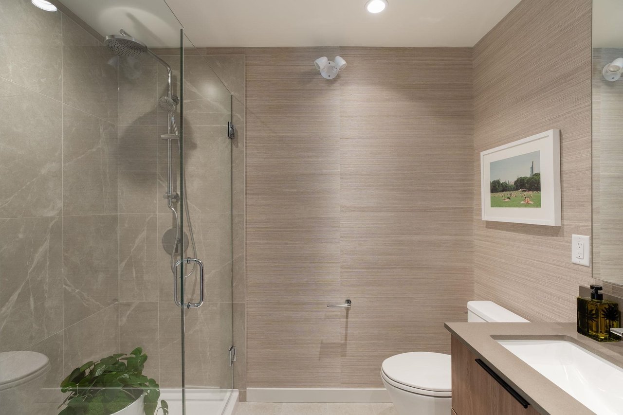 210-3128 Jago Wy