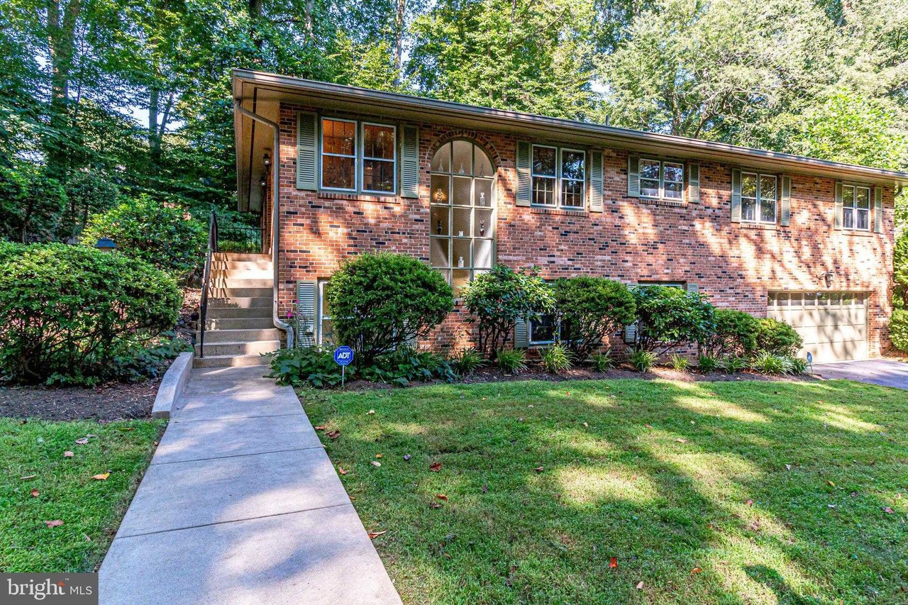 4106 ROUND HILL ROAD