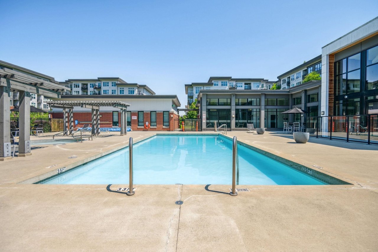 523-9311 Alexandra Rd