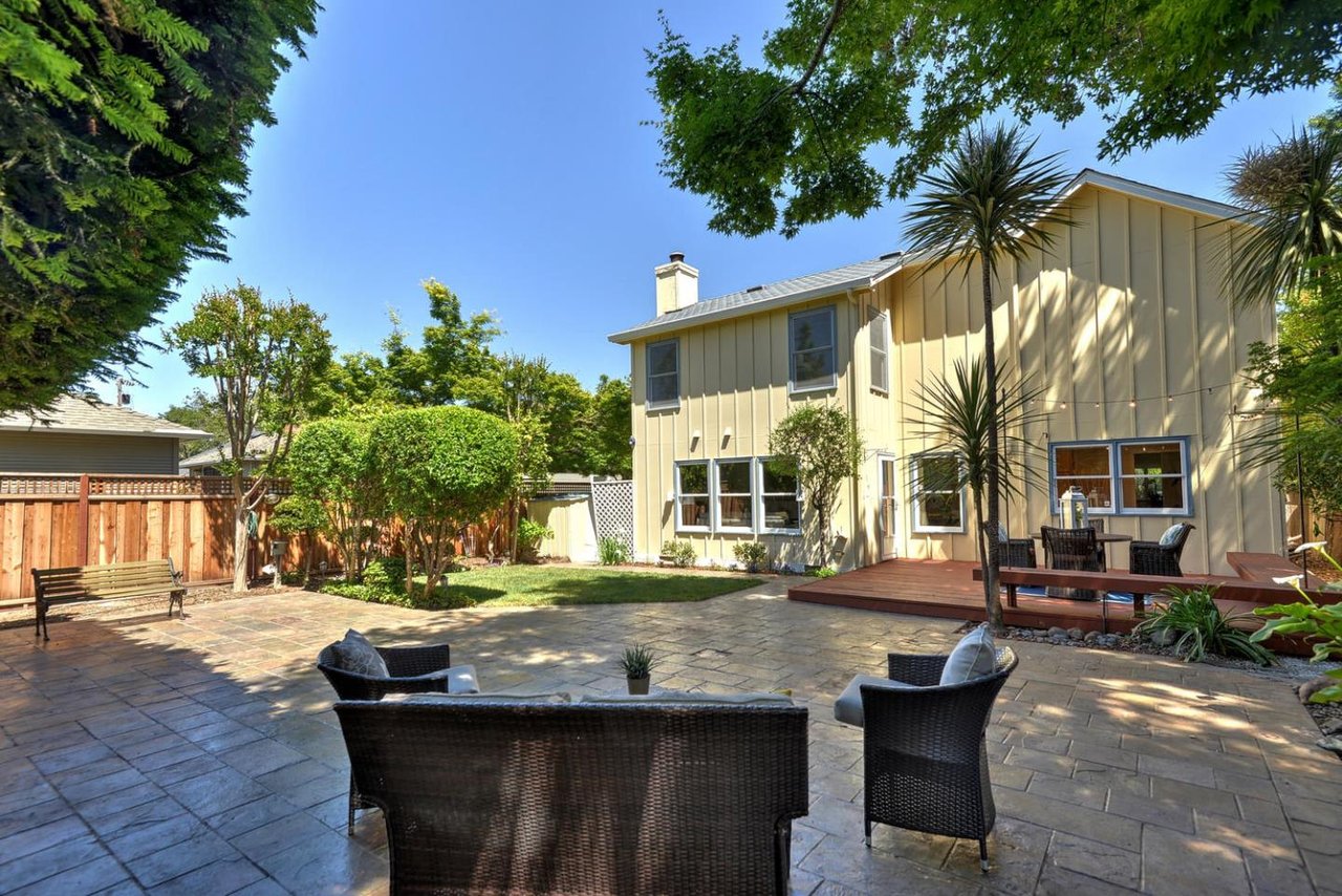 247 Edelen Ave