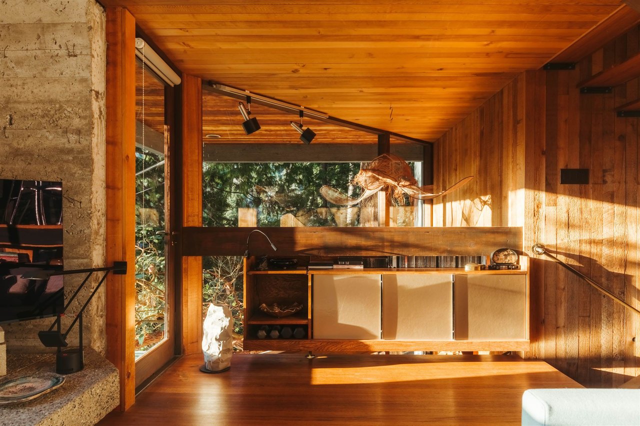 5757 Telegraph Trail, West Vancouver