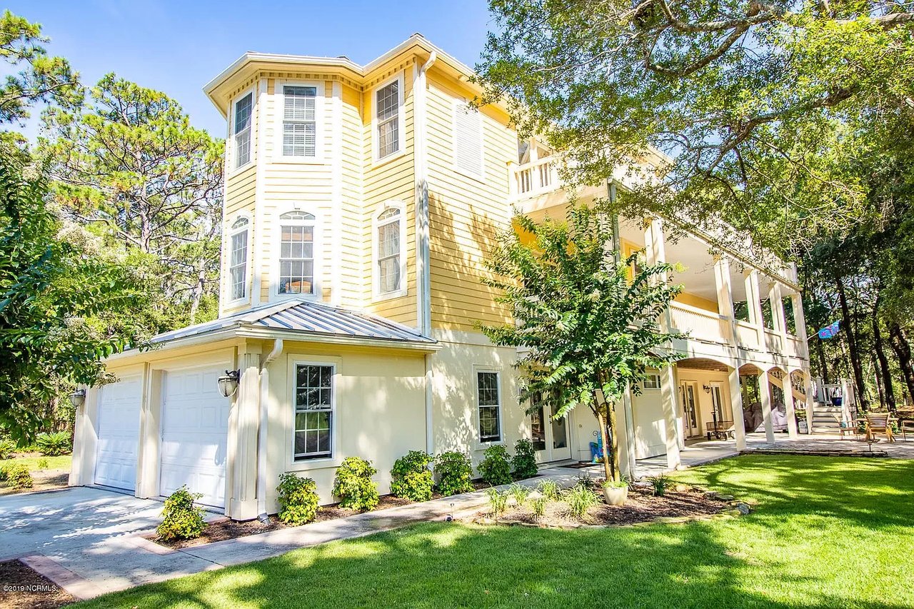 2 Augusta Drive
