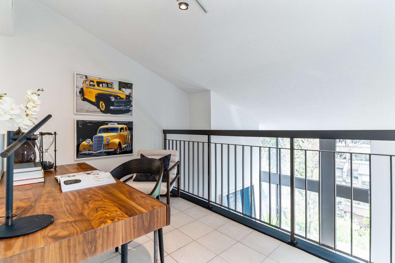 Award Winning Bedford Glen Suite 506