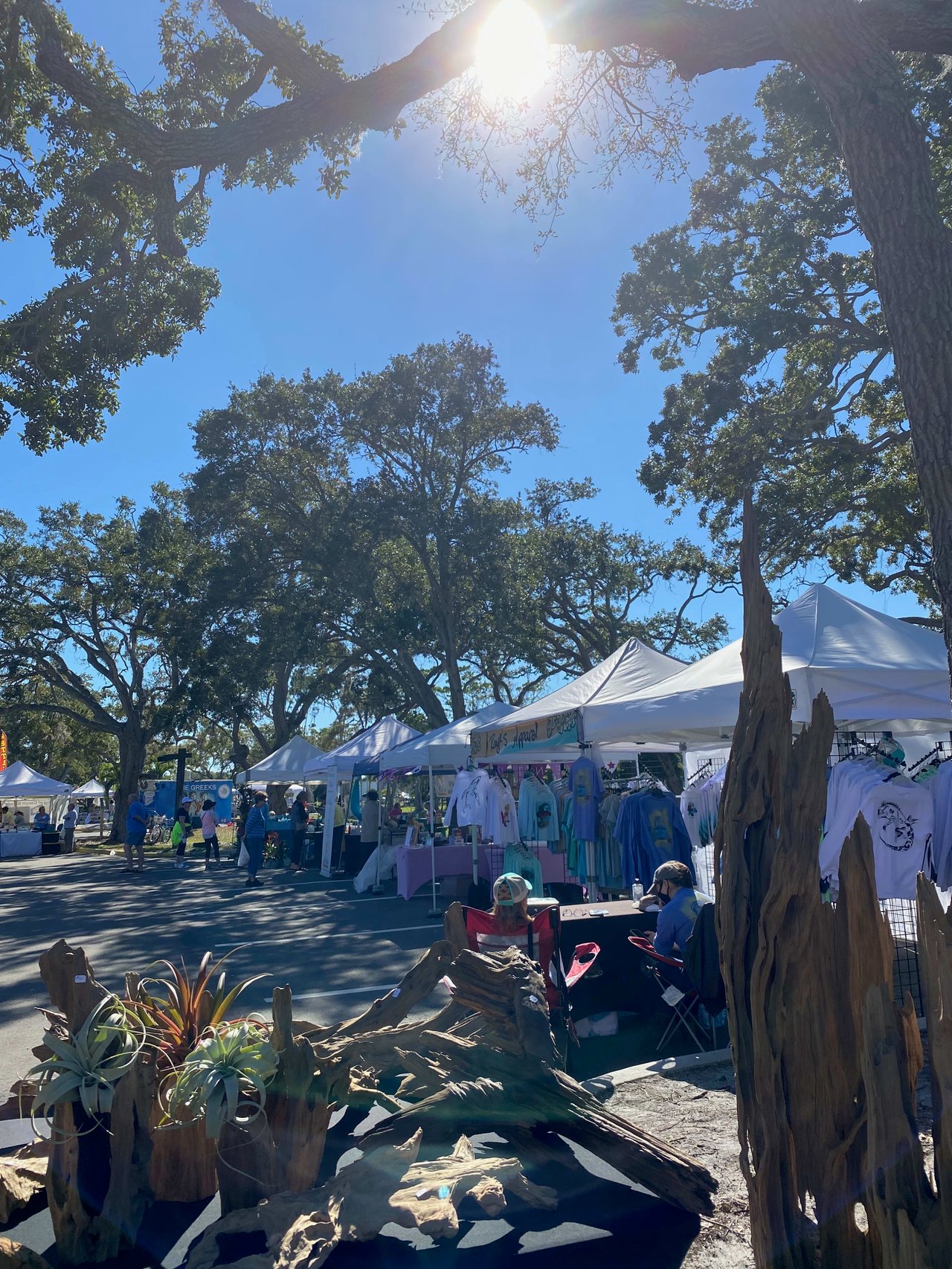 The Market on Longboat Key draws crowds to first event