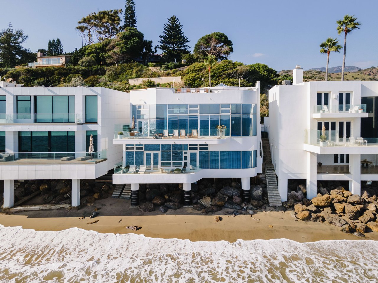 Halle Berry Lists Malibu Beach Getaway for $18 Million