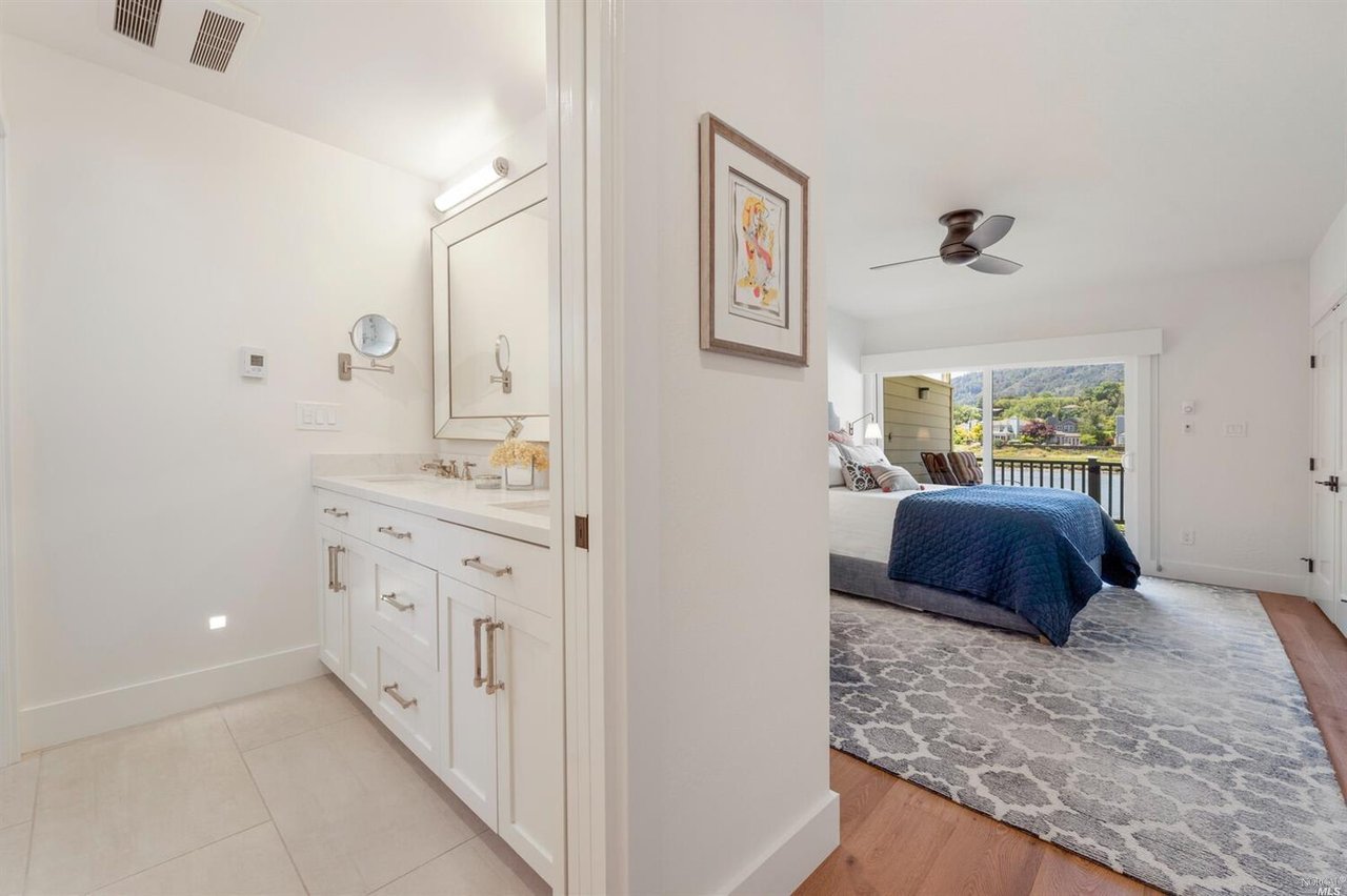 1125 S Eliseo Dr
