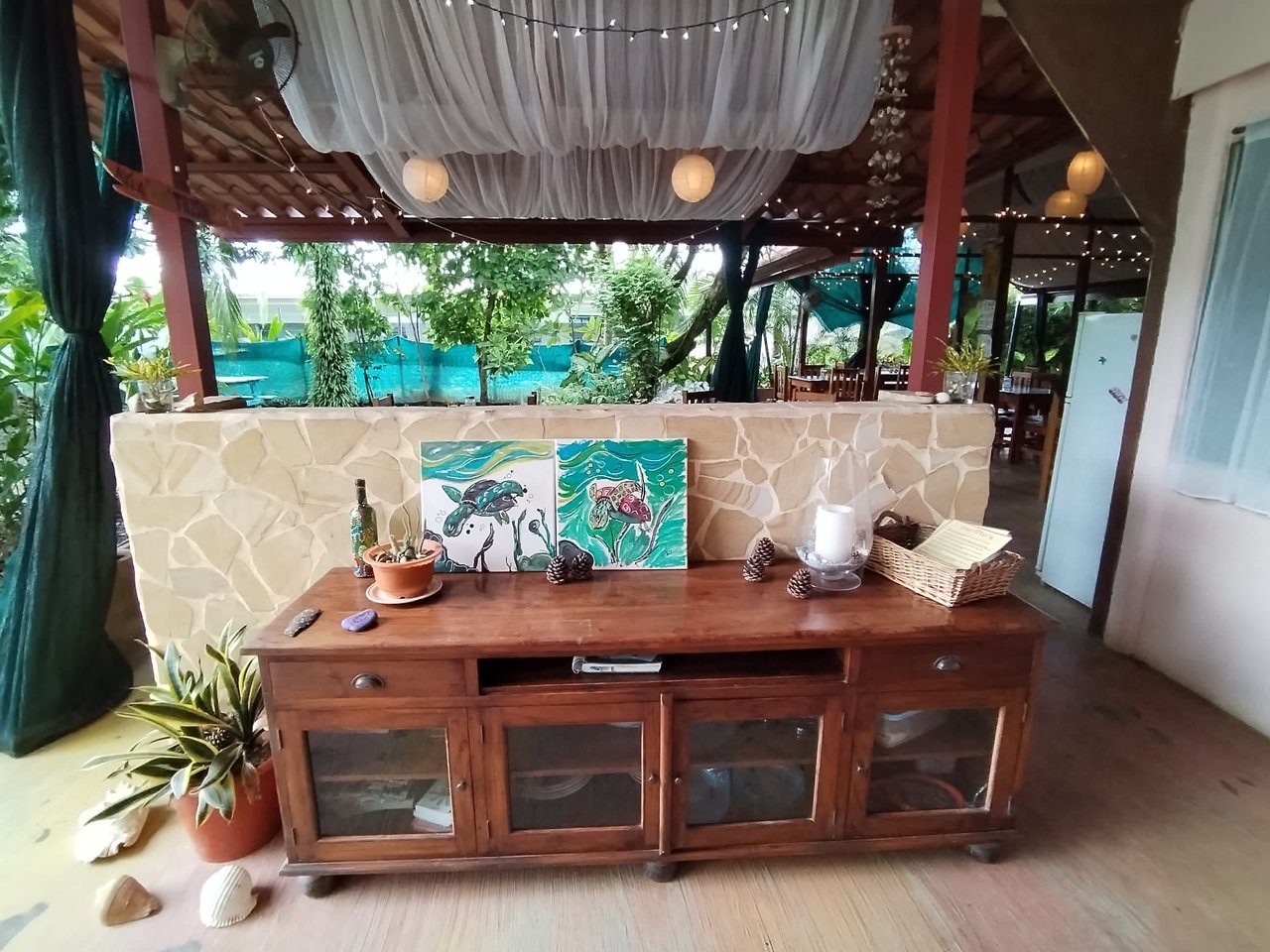 Established Restaurant with Living Quarters in Prime Uvita Location