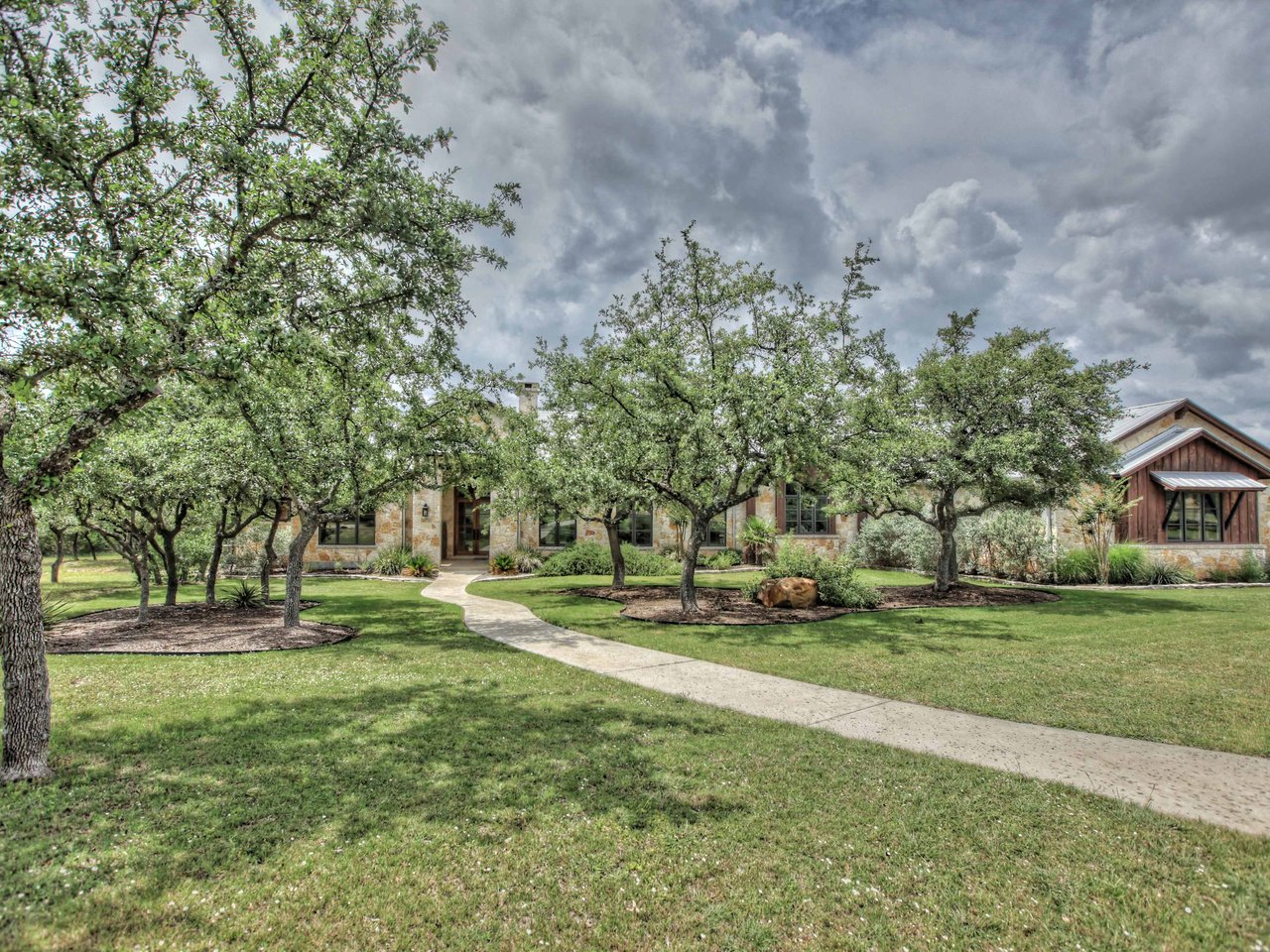 19921 Rancho Cielo Ct
