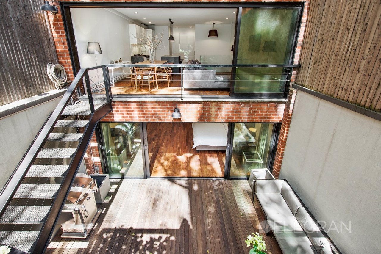 154 W 15TH ST