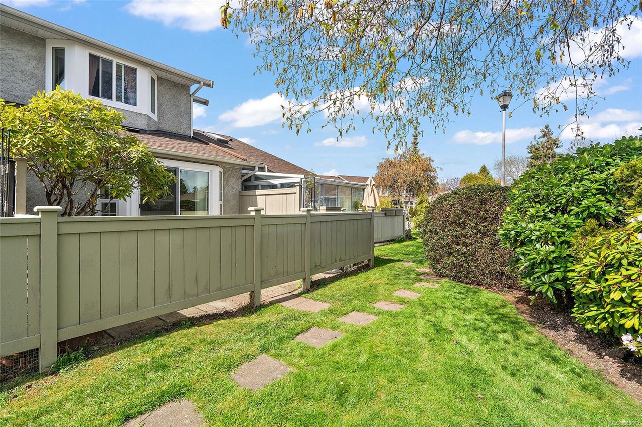 2-2600 Ferguson Rd
