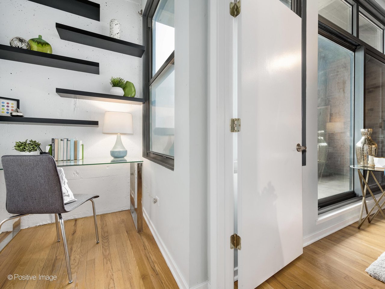 900 N Kingsbury St Unit 716