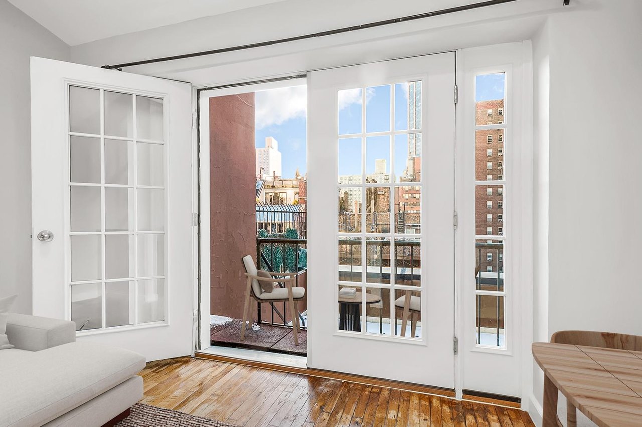 105 East 37th Street, Apt 4-B