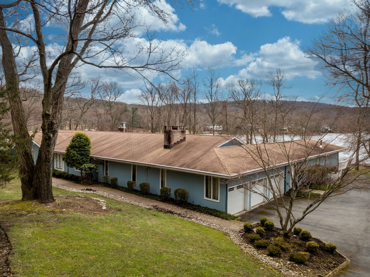20 Radtke Road, Randolph, NJ 07869