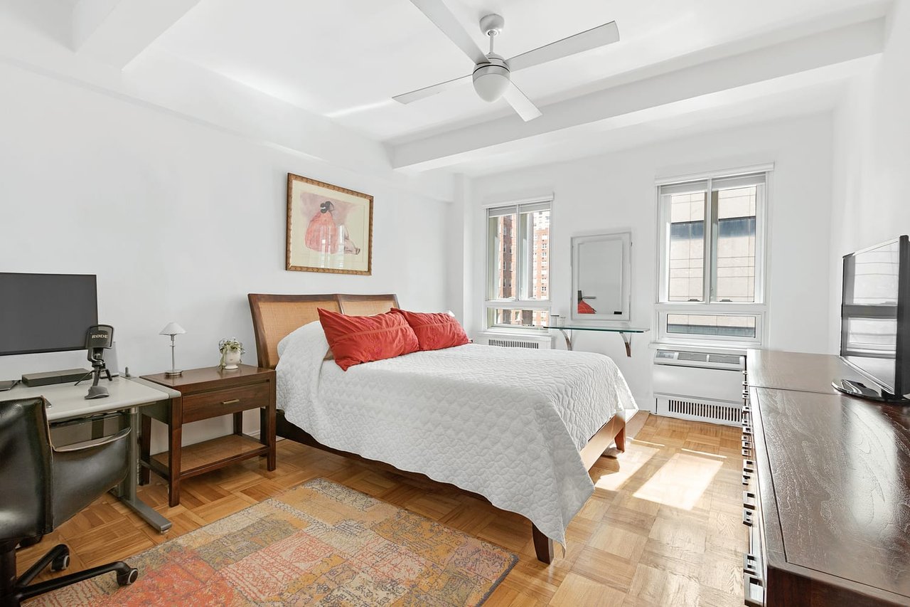 333 W 57th St, Unit 8B