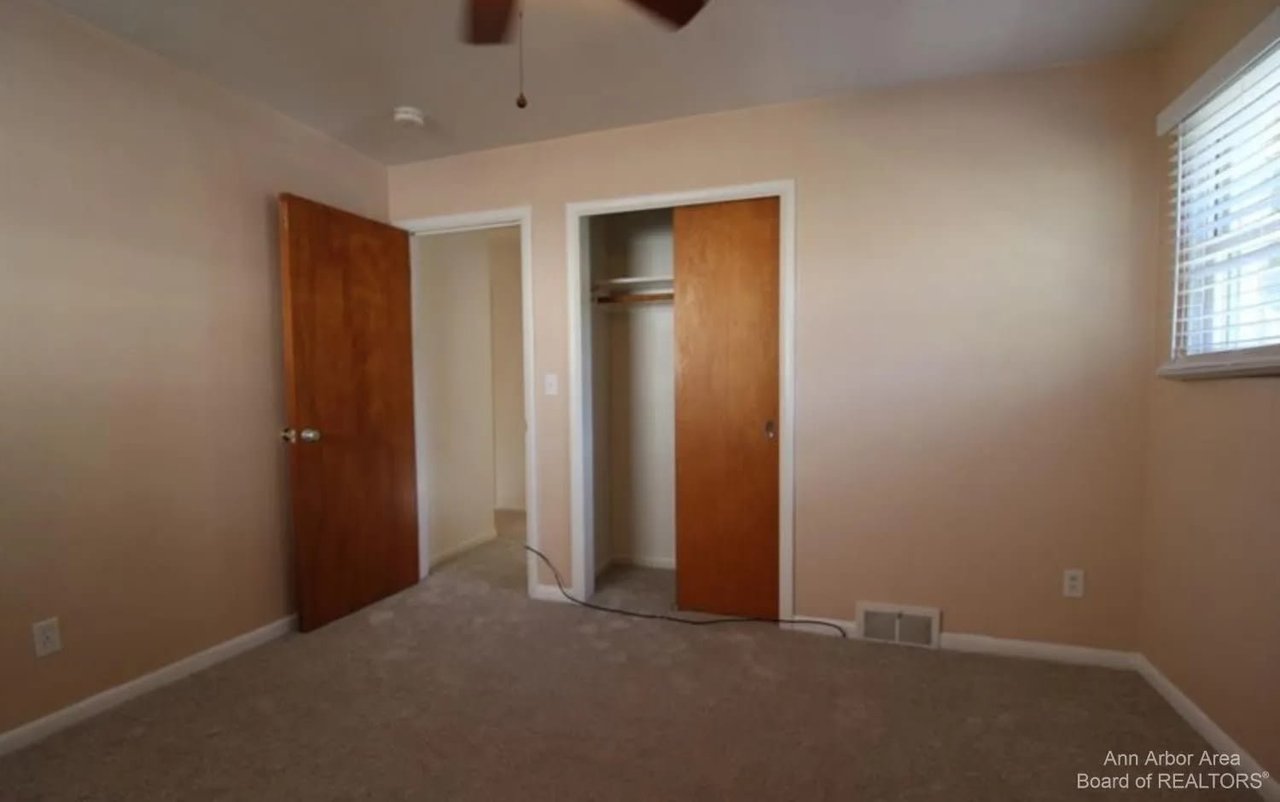 1714 Jackson Ave, Ann Arbor, MI 48103