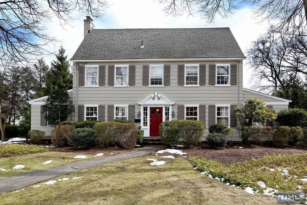15 Maynard Ct