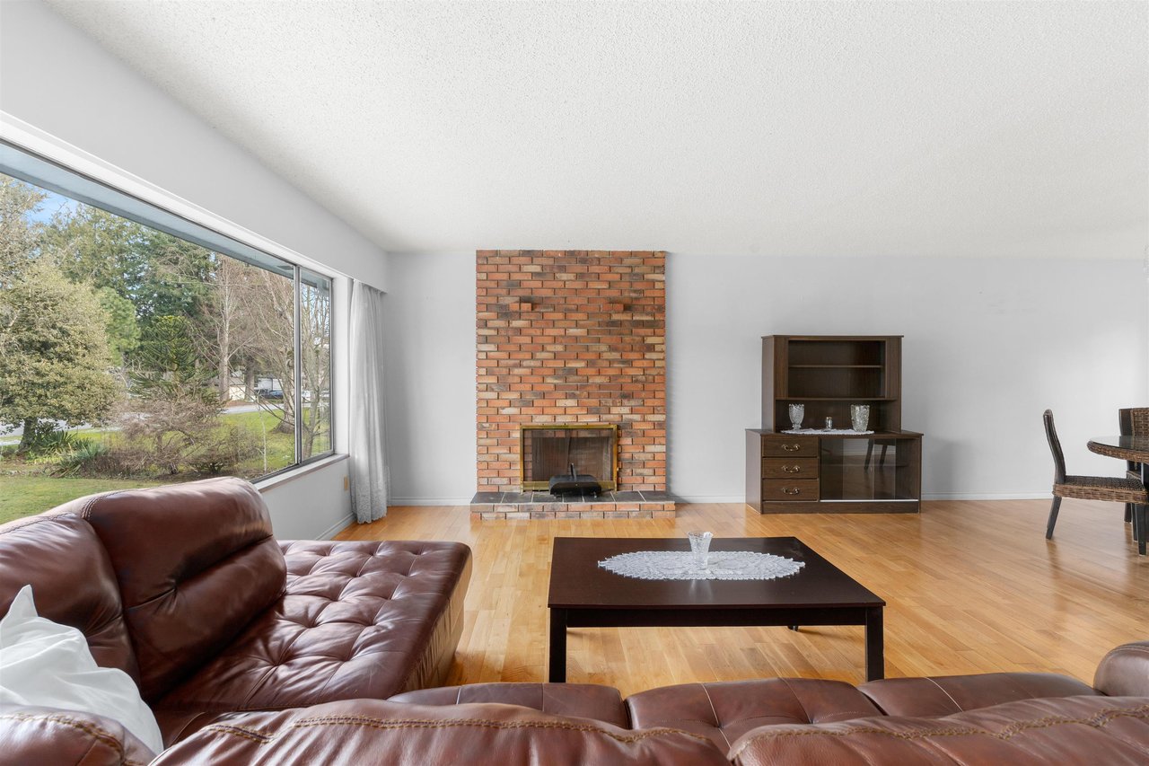 14070 57a Avenue, Surrey