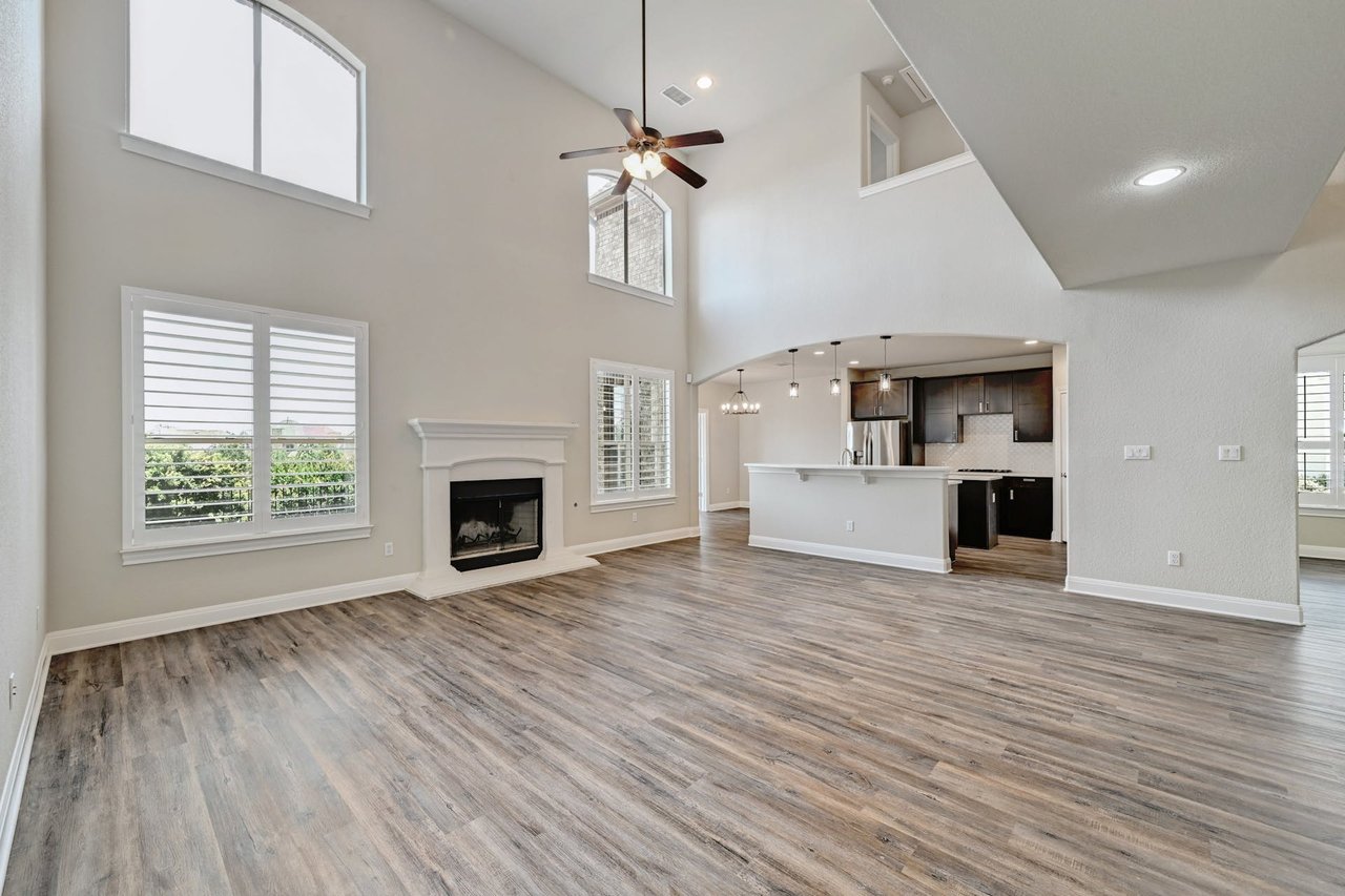 Stunning 5-Bedroom Luxury Home with Breathtaking Hill Country Views in Gated Community! | Short Walk to Lake Travis H.S. | Resort-style Amenities