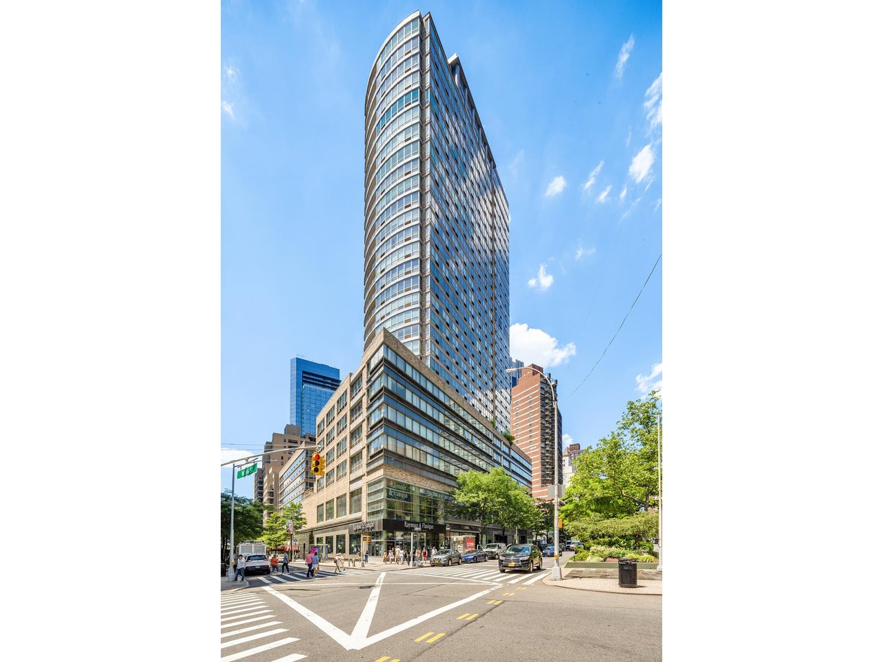 1965 Broadway Unit: 9BC