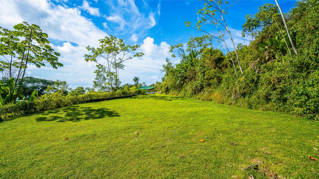 Flat Ocean View Building Lot, Ojochal, Puntarenas