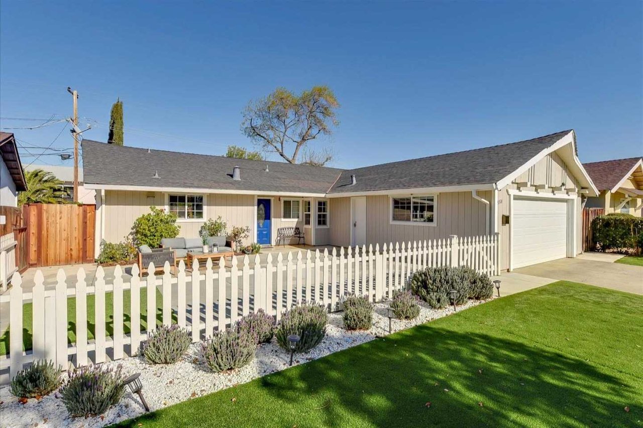 5578 Harvard DR
