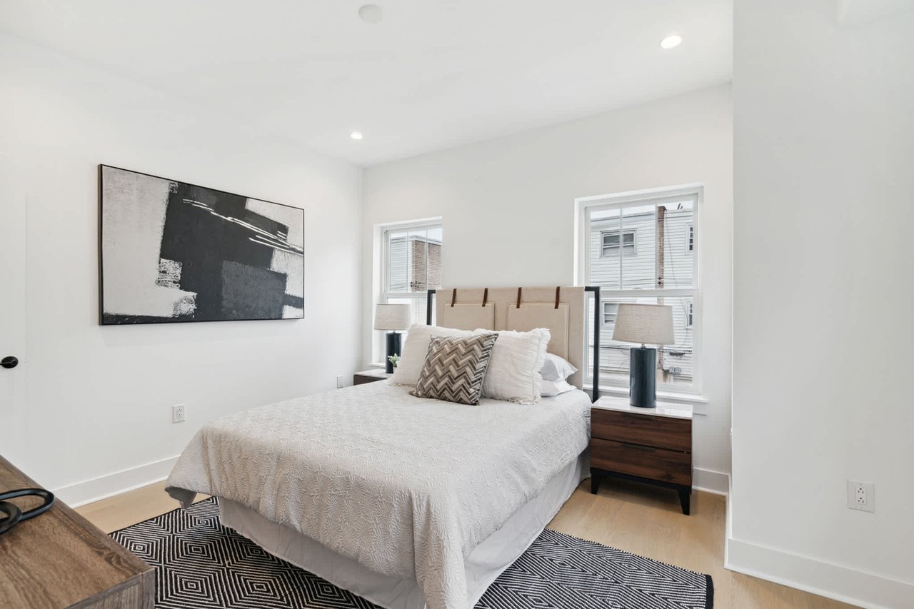 Torresdale Manor